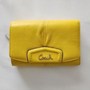 Coach Tri-fold Wallet